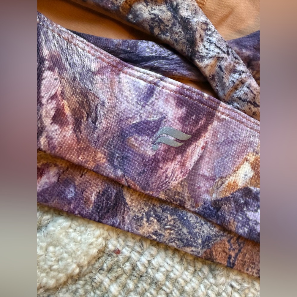 Fabletics Sports Bra - Picture 5 of 5
